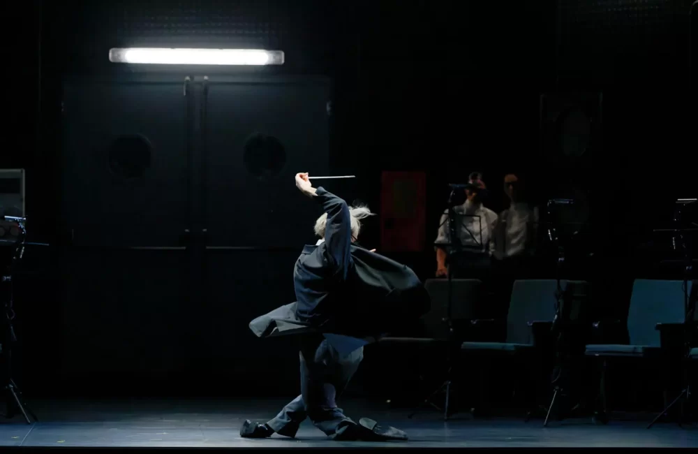 CCN-Aterballetto-Notte-Morricone-ph.-Christophe-Bernard-14