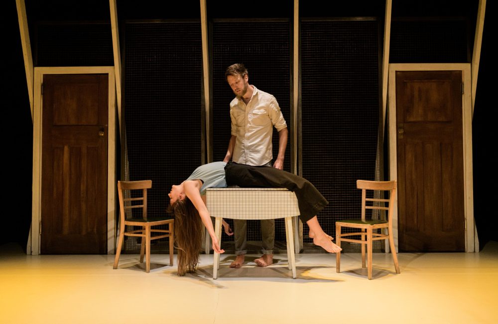 JULIET AND ROMEO BATH USTINOV PB-15
