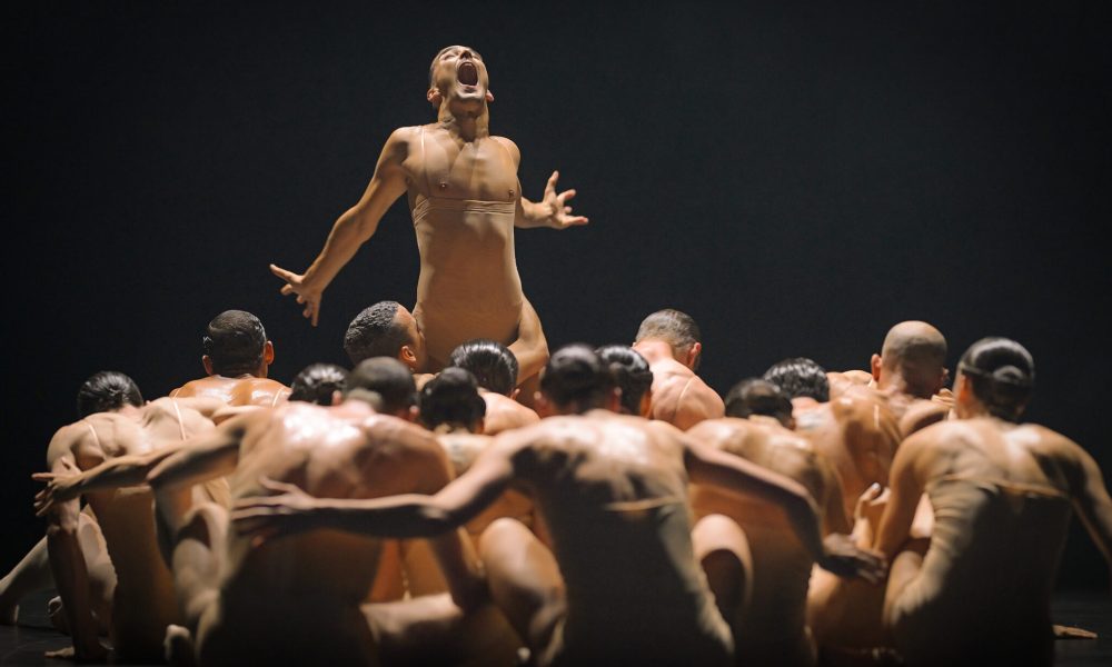 Soul-Chain-tanzmainz-Ensemble-c-Andreas-Etter